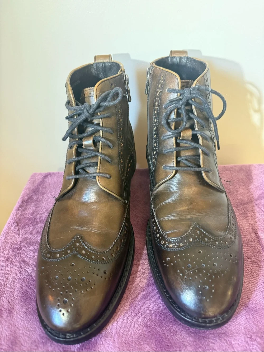 John Varvatos side-zipper Boots in Gray-Brown Leather